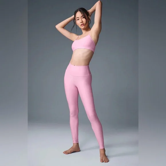 ALO Yoga HIGH-WAIST AIRLIFT LEGGING - Candy Heart Pink - Picture 3 of 9